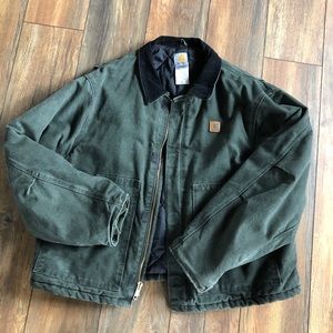Men’s Carhartt jacket: XXL